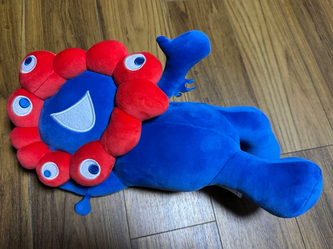 ミャクミャク　2等　新品タグ付き　ぬいぐるみ