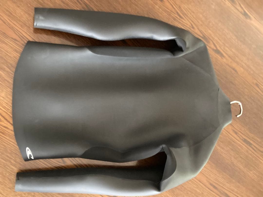 新品未使用 タグ付O'Neill ブラック タッパー フロントジッパー