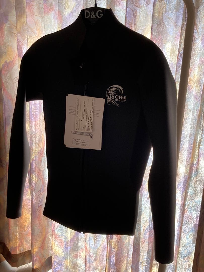 新品未使用 タグ付O'Neill ブラック タッパー フロントジッパー