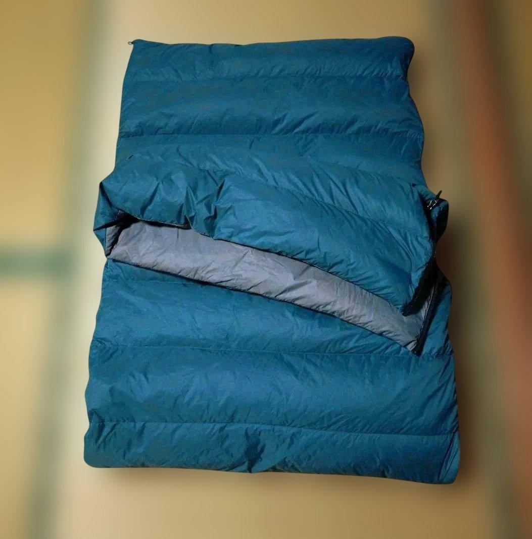 【美品】軽量シュラフ565g スリーシーズン用　Litume C2202 寝袋