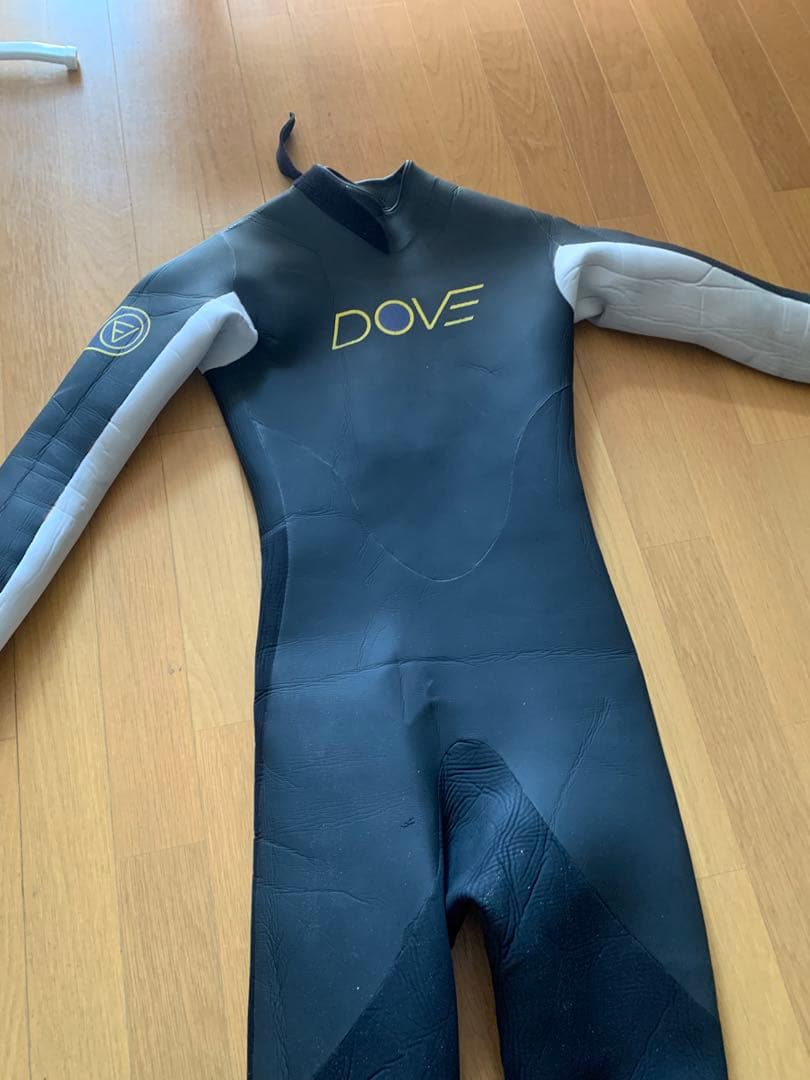 DOVE 5✖️3 セミドライ　ウェットスーツ　カスタムメイド170cm 60kg