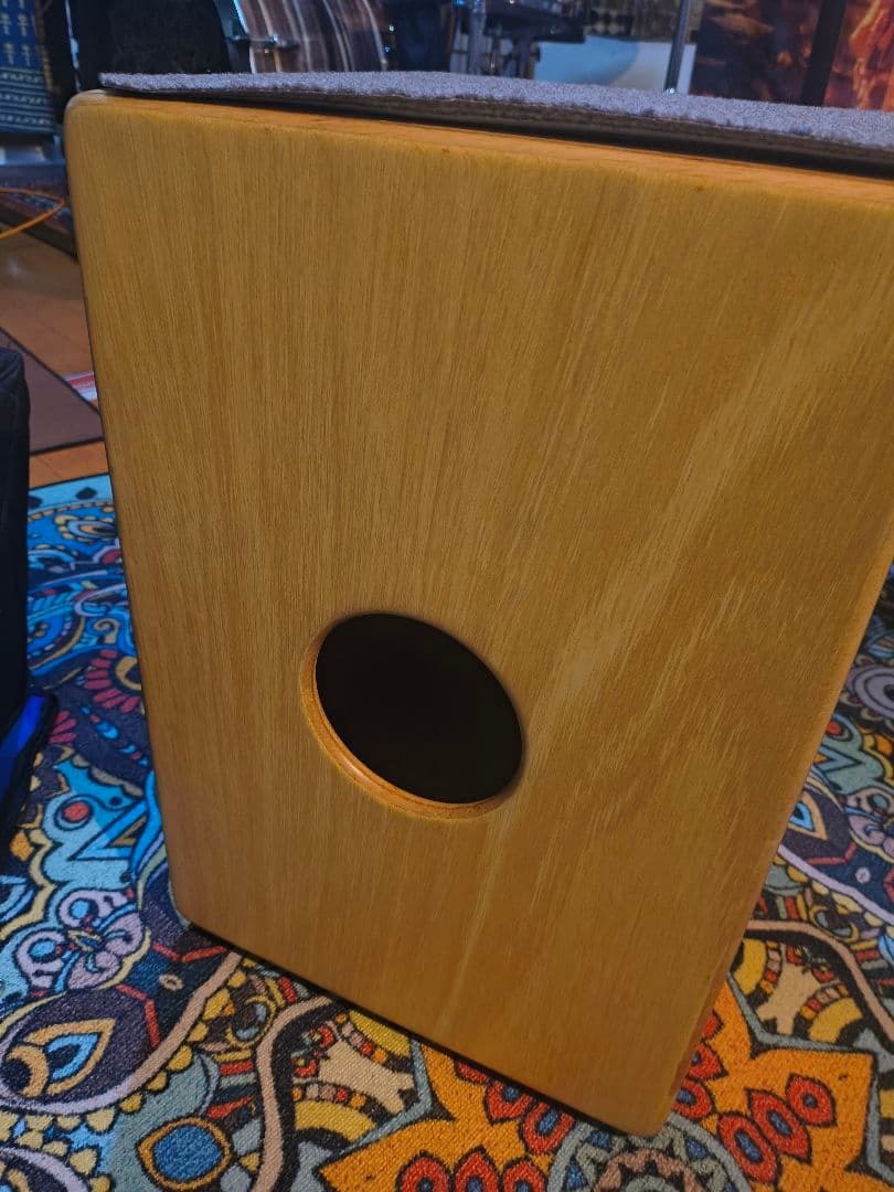 Atempo Percussion　ペルー産カホン 　【希少】