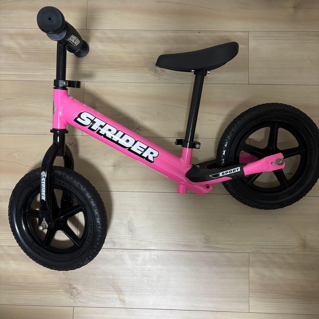 STRIDER バランスバイク ピンク　スポーツ