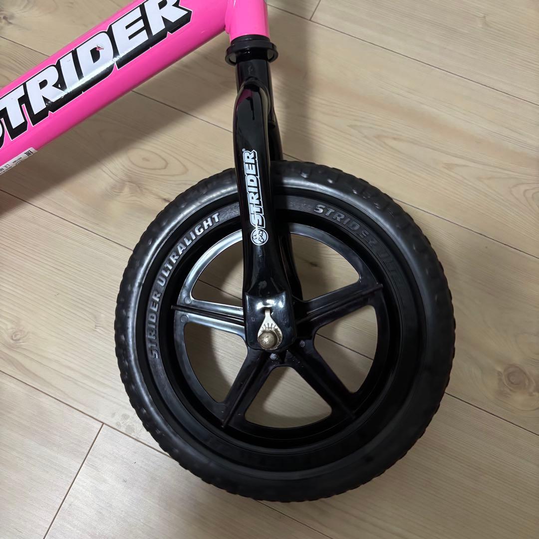 STRIDER バランスバイク ピンク　スポーツ
