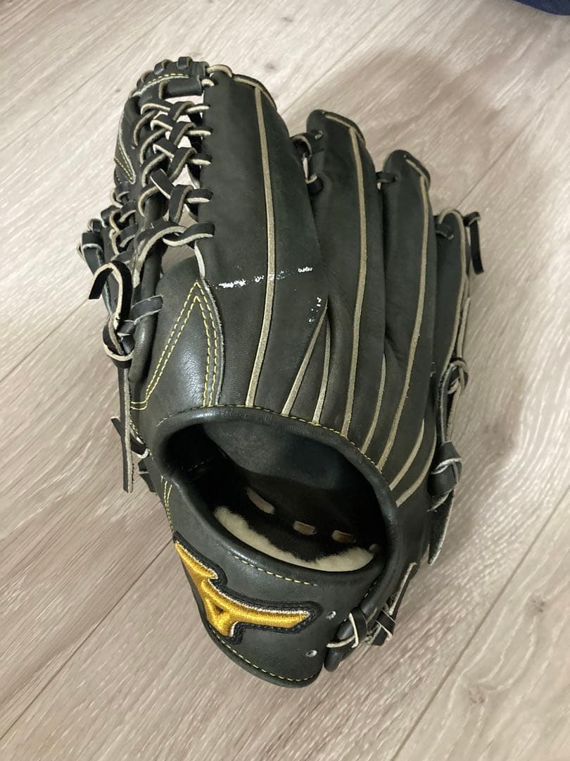 Mizuno 野球用グローブ 黒　軟式左用