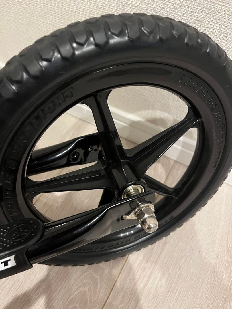 【美品】STRIDER スポーツ　ブラック　12インチ