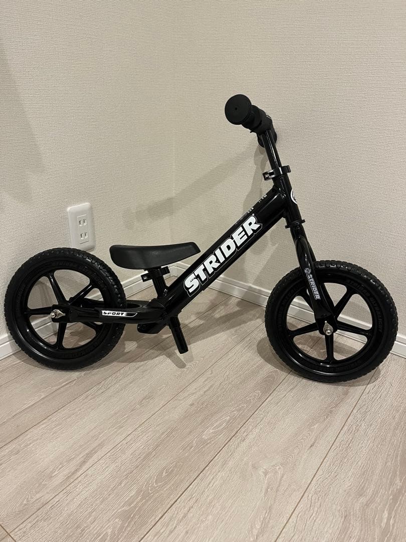 【美品】STRIDER スポーツ　ブラック　12インチ