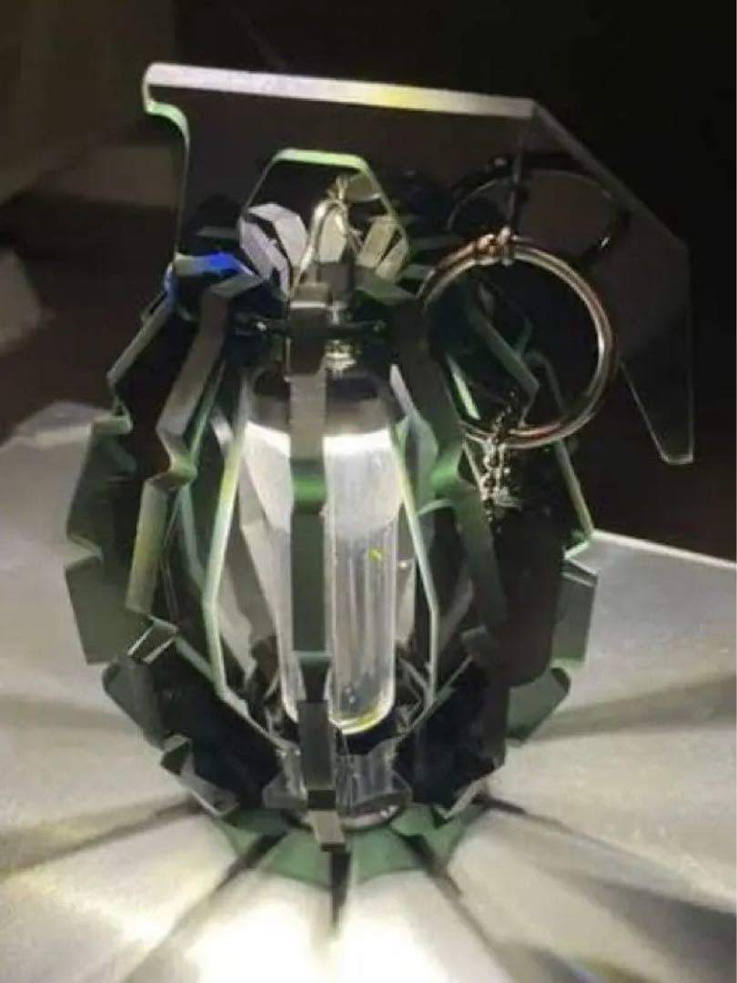 ボンボネロ　手榴弾　ダークグリーン　ブラックタグ　未開封　未使用