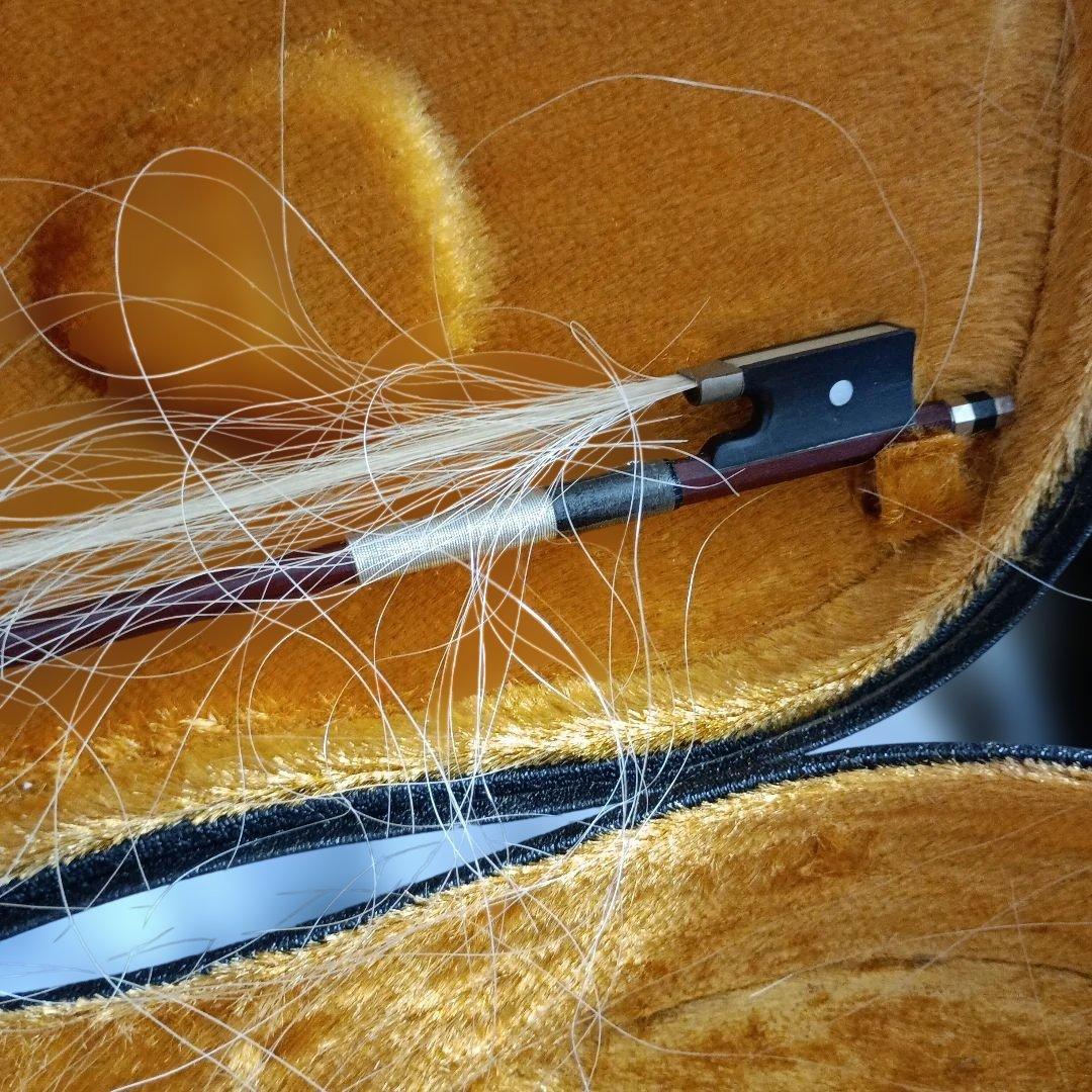 (未使用)オレンジ色の木製バイオリン(SUZUKI製)