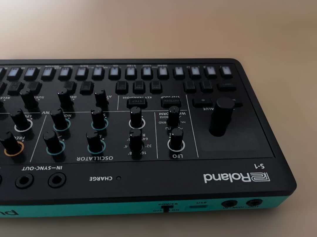 ROLAND AIRA S-1・アナログシンセサイザー・TWEAK・DAW