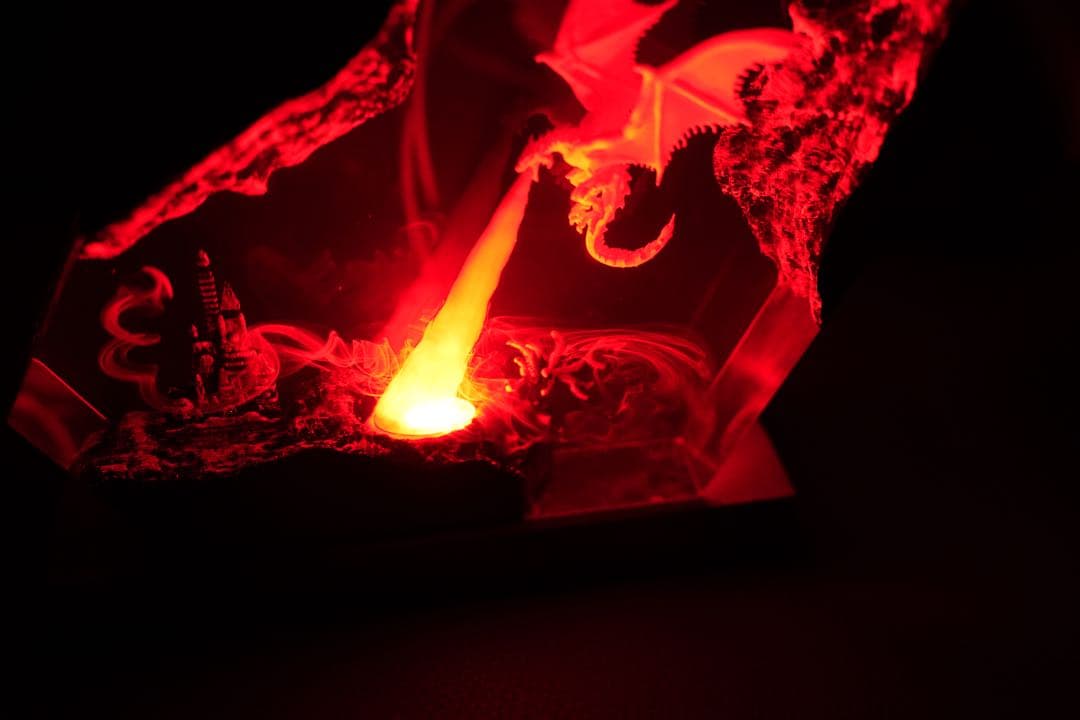 【在庫処分】ドラゴンの息吹 炎の城 レジンランプ 中世ファンタジー 騎士 冒険