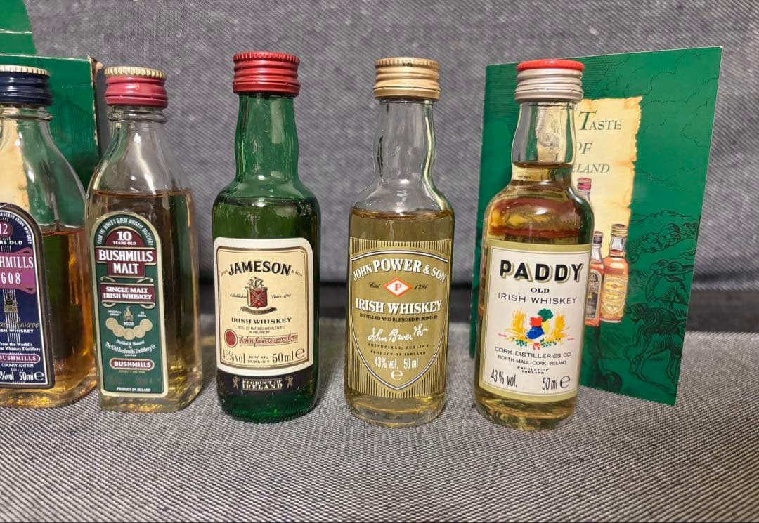 売約済み　サントリー白角　デュワーズなど　ウイスキー古酒 ミニボトルセット