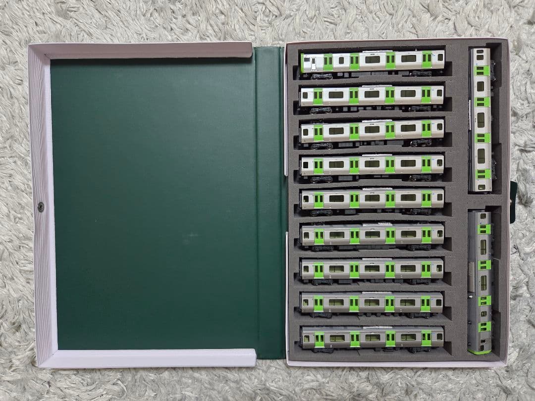 T*】様 最終値下げ　KATO 10-1468 山手線 E235 11両フル編成