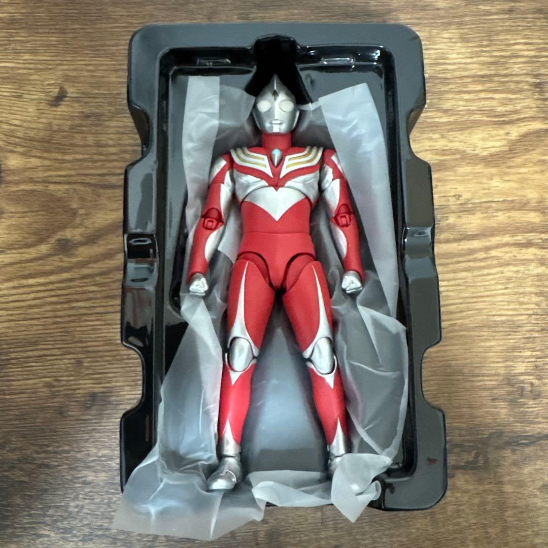値下げしました！真骨彫製法 ウルトラマンティガ パワータイプ