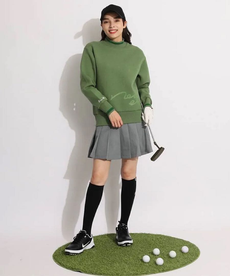 ニューエラ[紺野ゆりコラボ]モックネックスウェット プリーツスカート