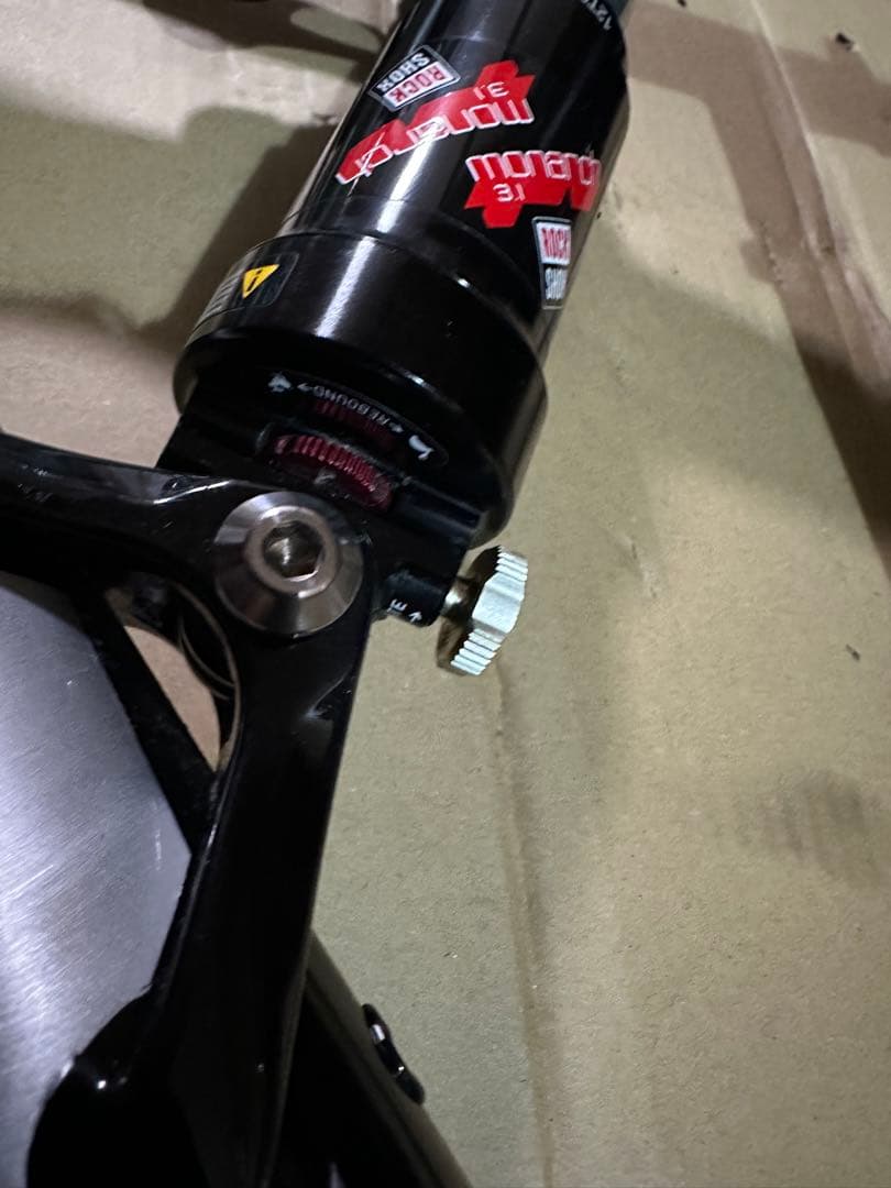 GIANT ANTEM2 フルサス 26インチフレーム　　　ROCK SHOX付