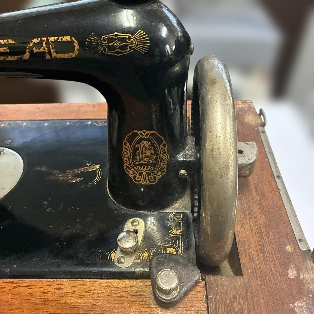 アンティークLEAD ミシン 木製ケース付き