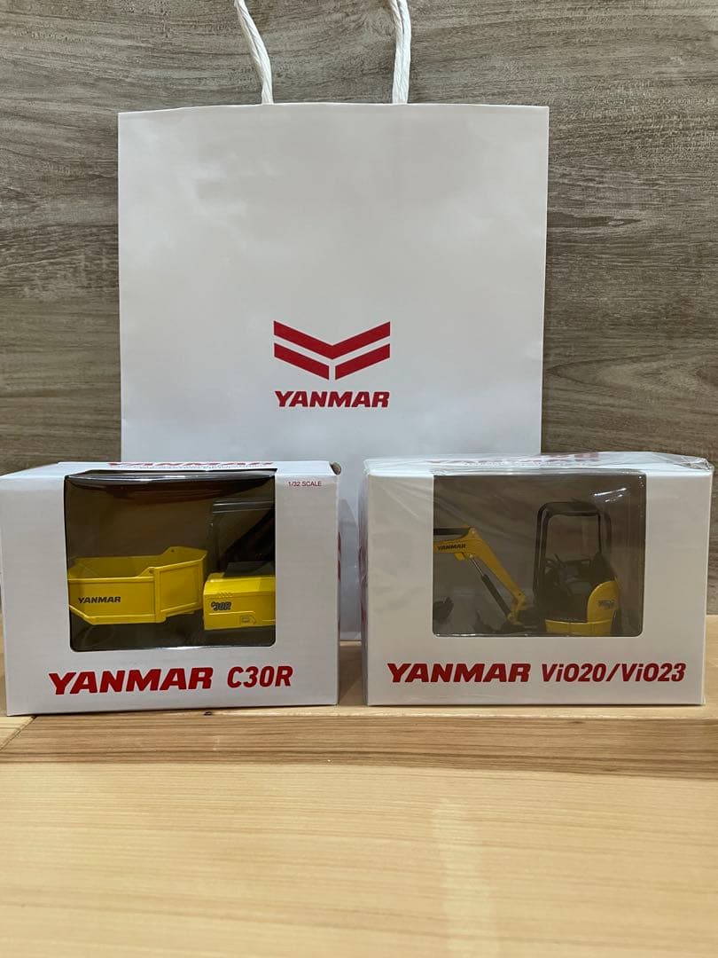 ヤンマーミニチュア　vio20 C30R 2台セット