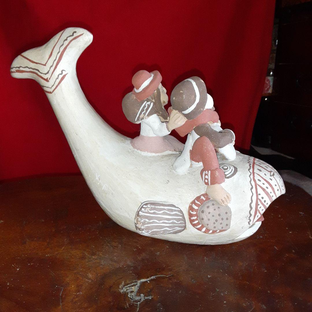 ペルー　彩色土器　クジラ　インカ