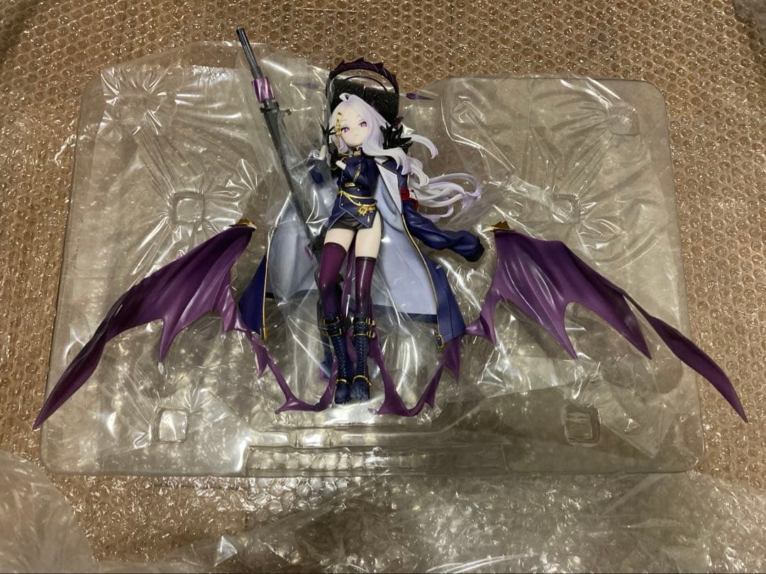 ブルーアーカイブ　空崎ヒナ　1/7 完成品フィギュア　※外箱大きな割れ・破れあり