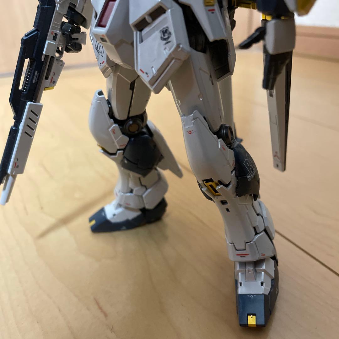 1/144 RG νガンダム チタニウムフィニッシュ 完成品