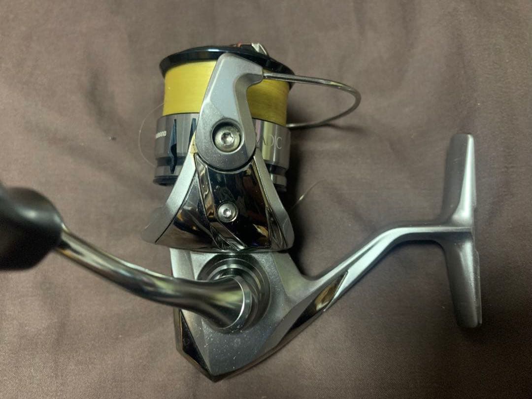 カ*T様 シマノ　19ストラディックC2000S