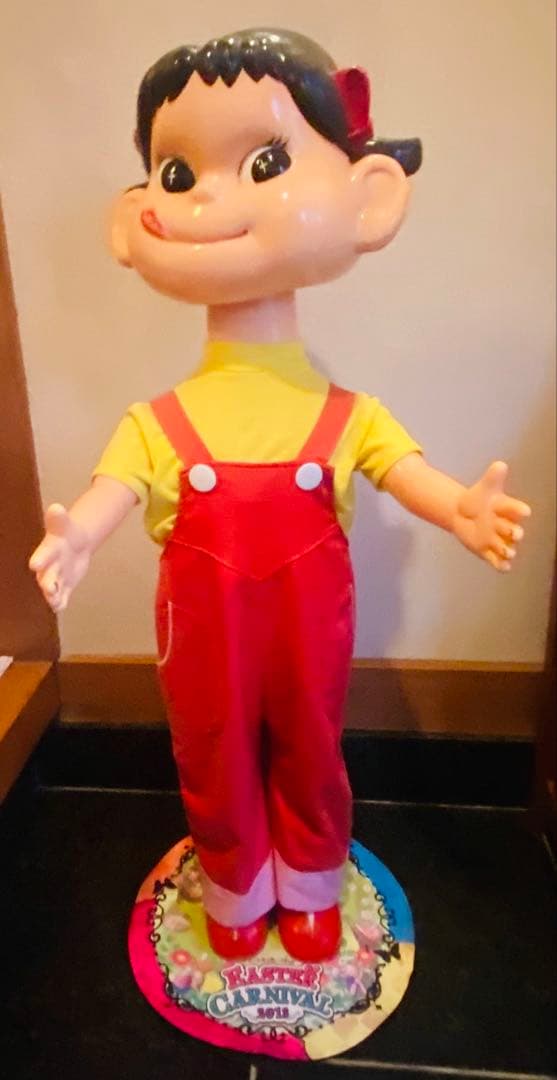 ペコちゃん人形　店頭ペコちゃん