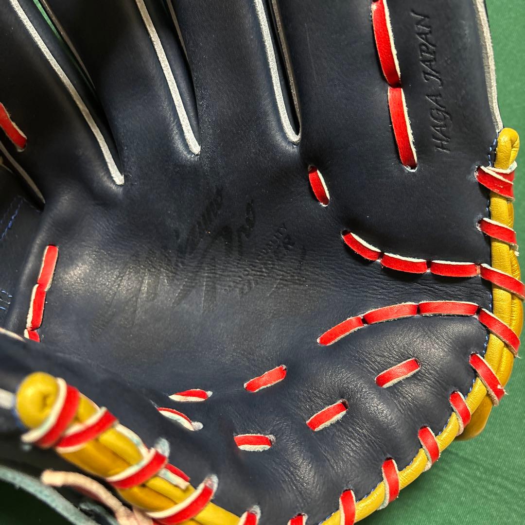 ミズノプロ　グローブ　伊藤大海モデル