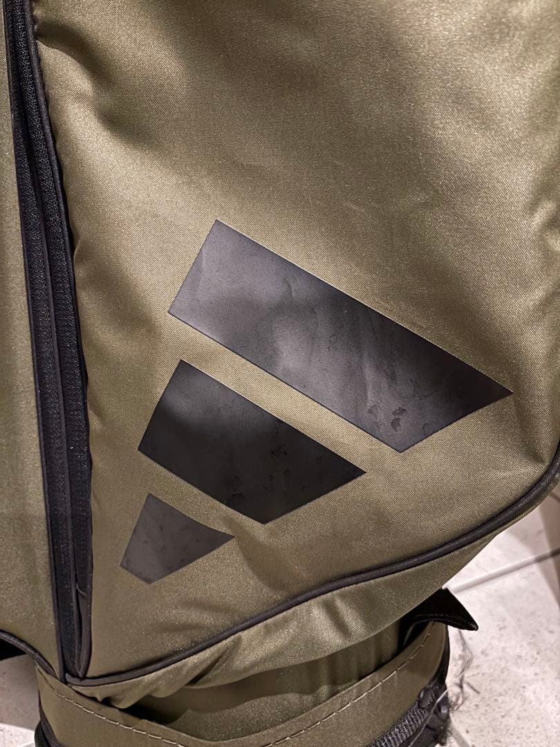 アディダス スタンド式キャディバッグ カーキ