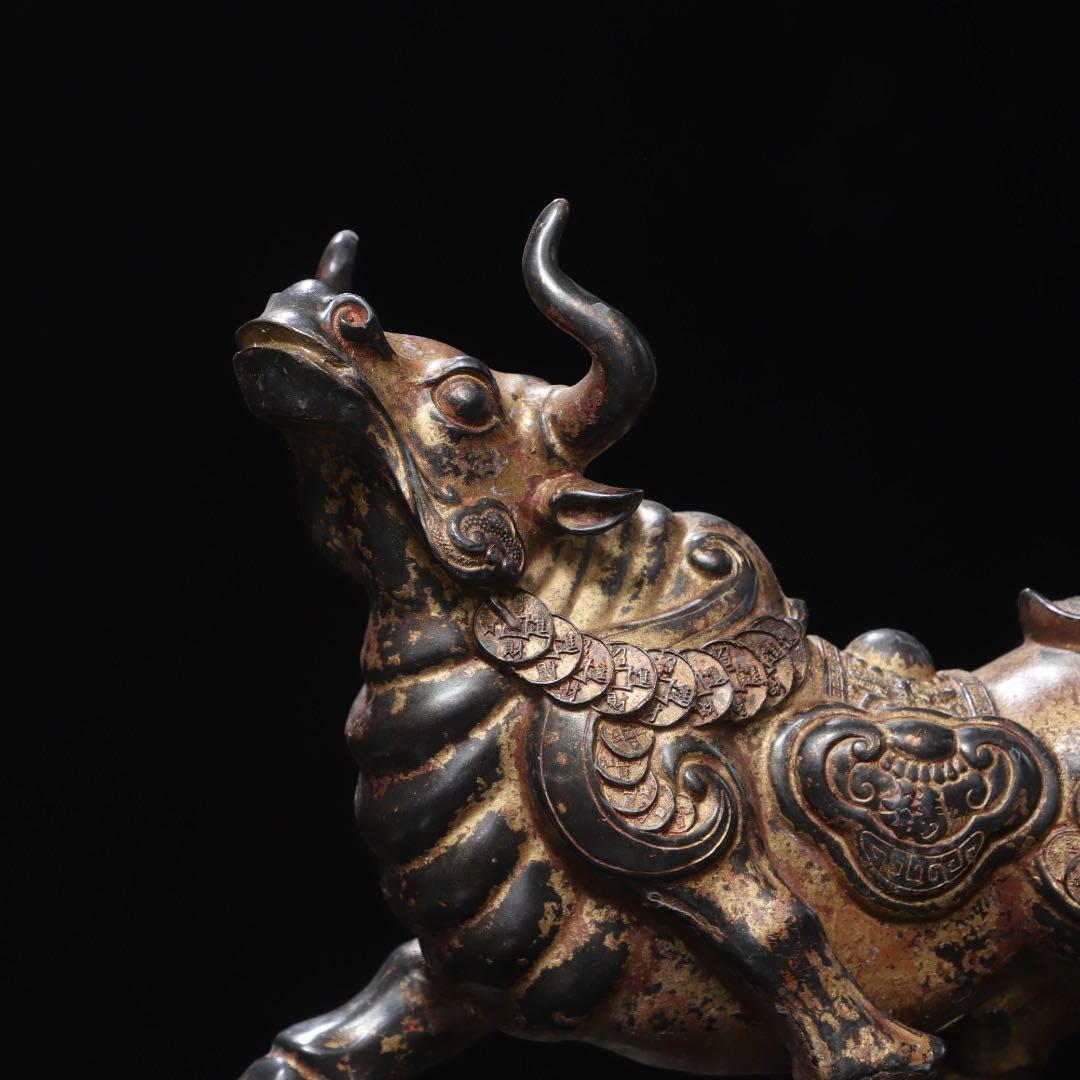 旧蔵　牛の彫刻　銅製　富貴　幸運　家業繁栄