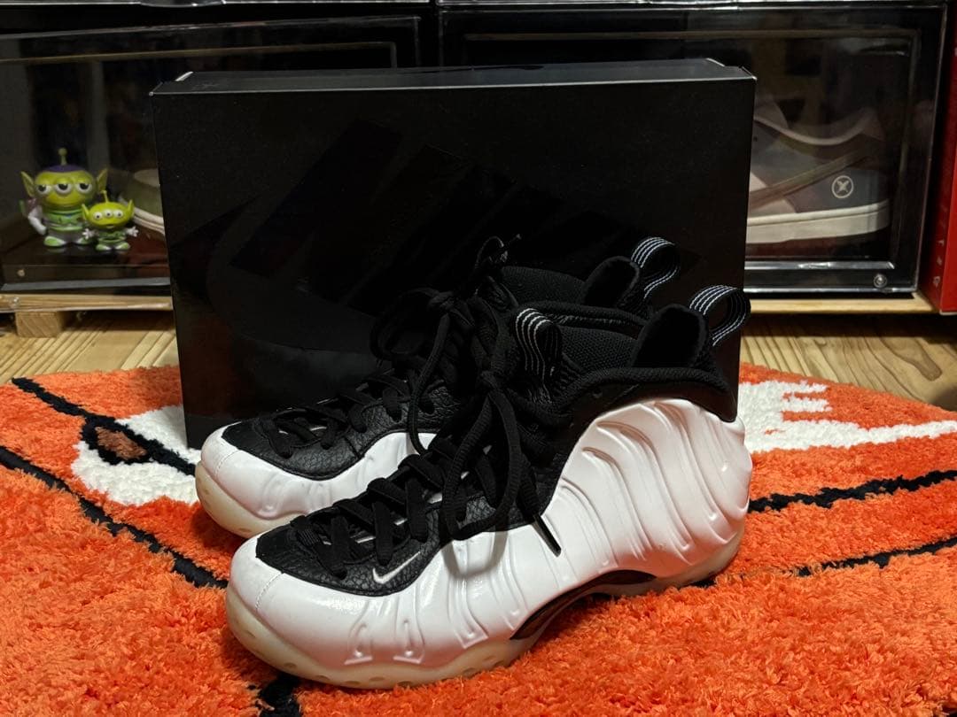 ナイキ エア フォームポジット ワン 24.5cm 白黒 ナイキスニーカー