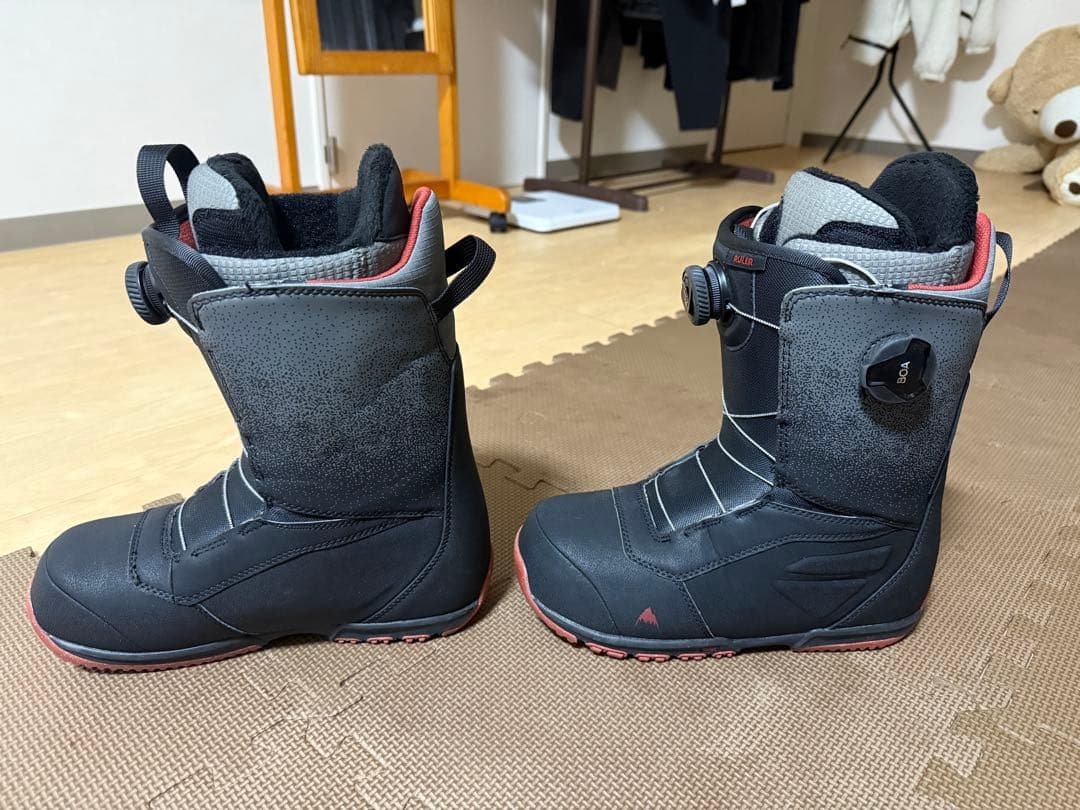 スノーボードブーツ (size 26cm)