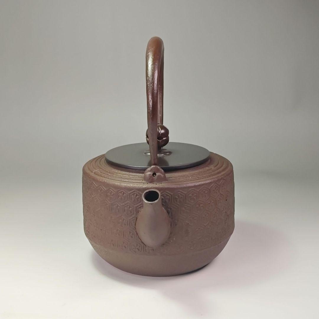 ウ310 鉄瓶『釜師　佐藤浄清造』『肩衝亀甲　鉄瓶　共箱』茶道具　急須