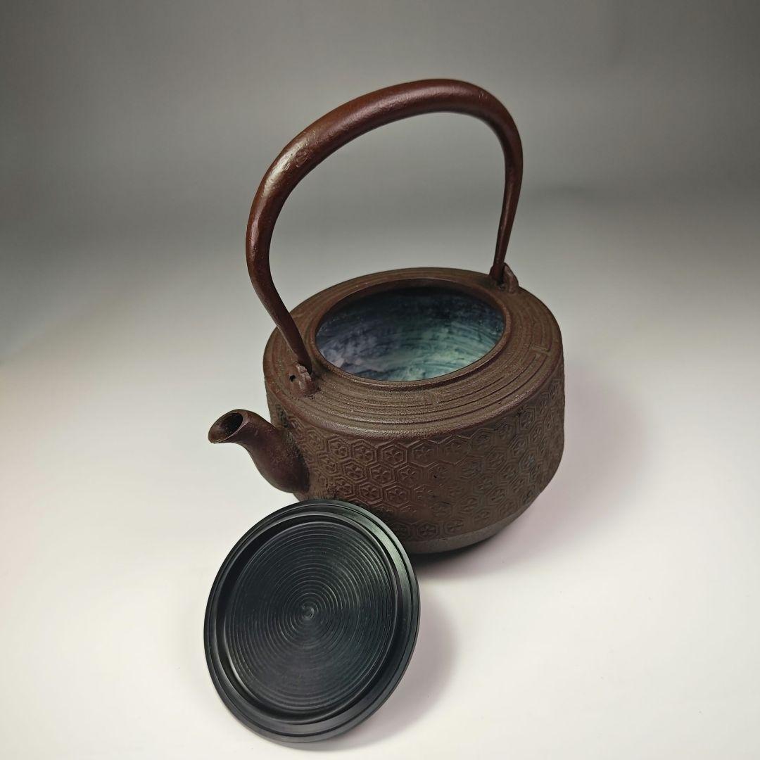 ウ310 鉄瓶『釜師　佐藤浄清造』『肩衝亀甲　鉄瓶　共箱』茶道具　急須