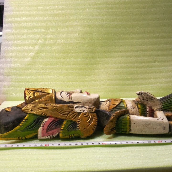 民族像　 壁掛け　オブジェ　木製　木彫り　雑貨　インテリア　エスニック　魔除け