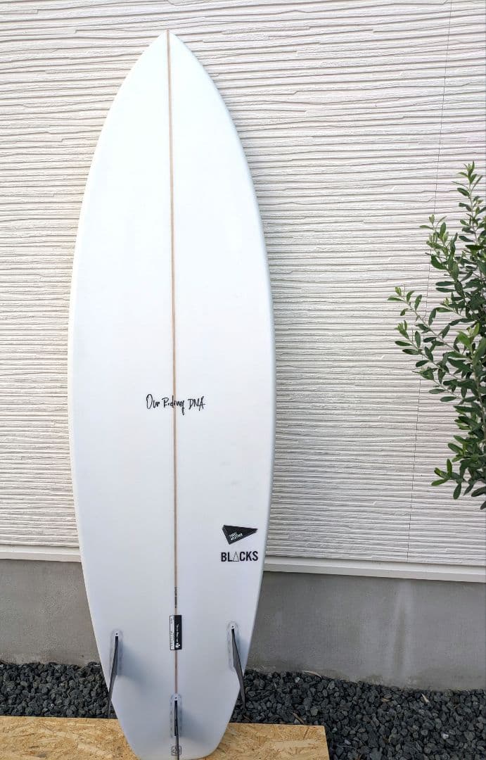 jyo　THREE WEATHER BLACKS ショートボード