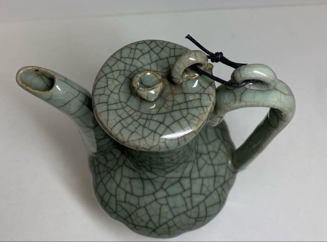 中国古窯　哥窯青磁　ヒビ焼　水注