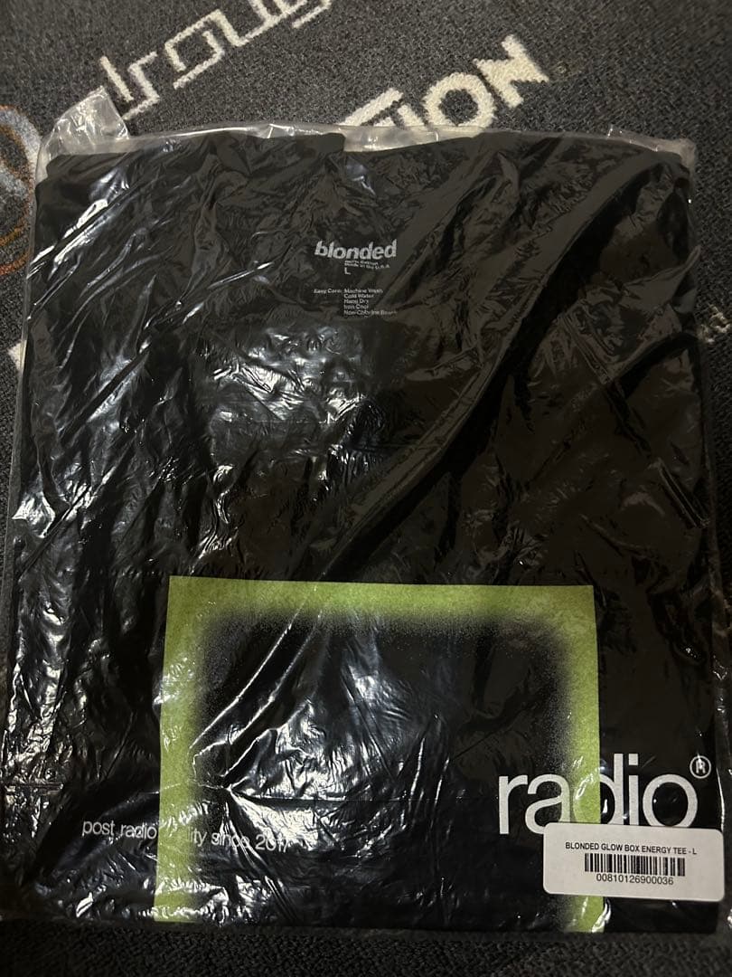 ミュージシャン Frank Ocean blonded Glow Box Energy Tee