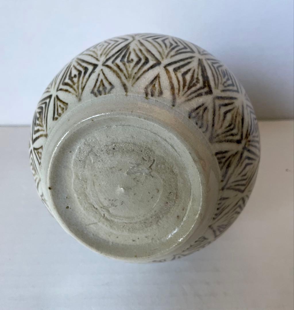 加藤唐三郎　鉄象嵌花入