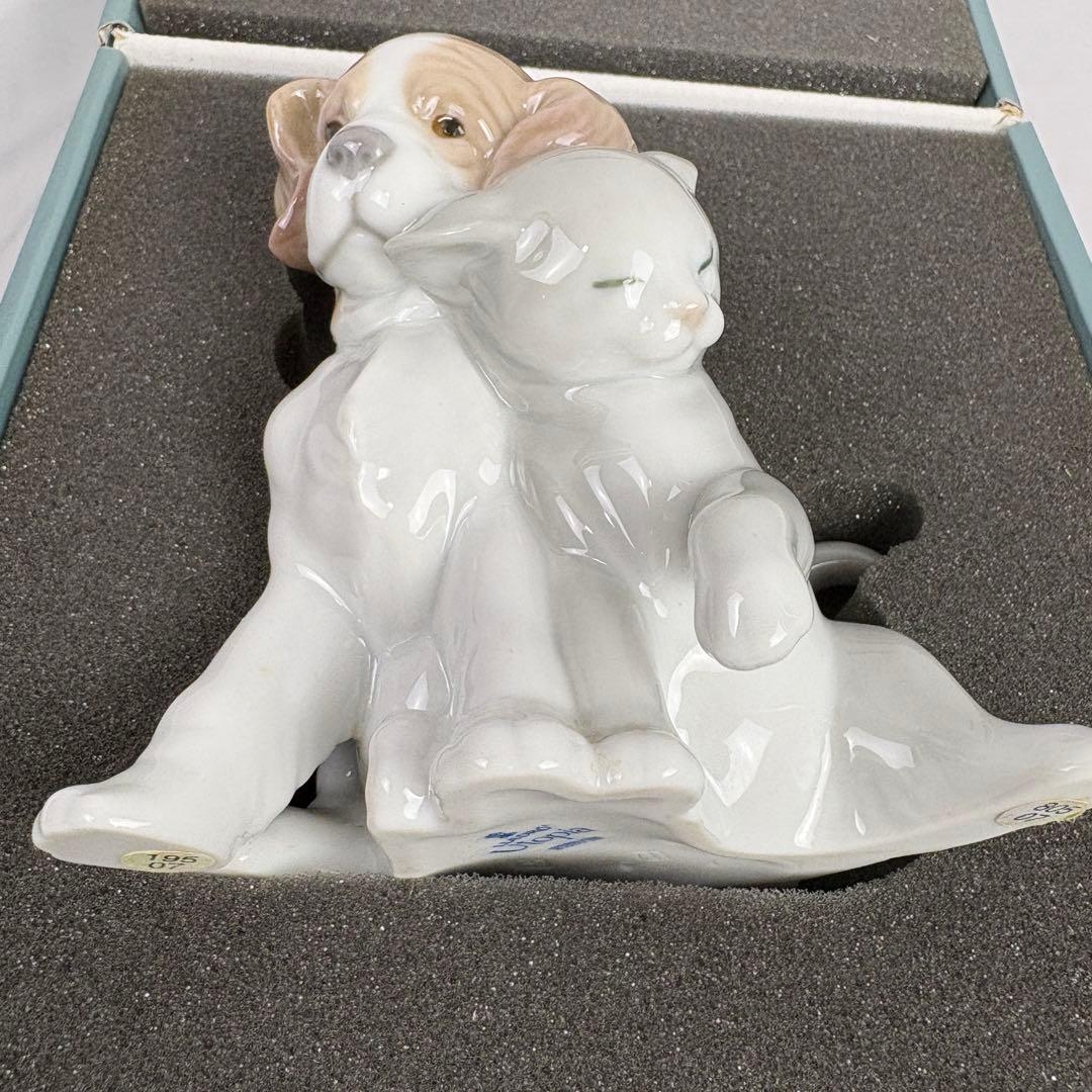 【極美品】リヤドロ 絶版フィギュリン ふたりは友だち 8301 2007年製