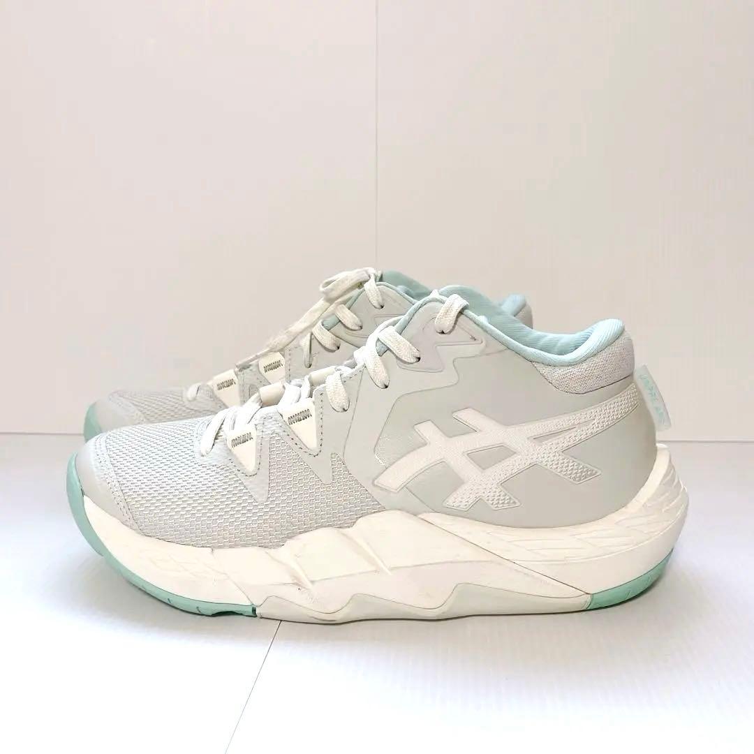 【美品】アシックス　アンプレアルス2 バスケットシューズ　バッシュ　バスケ　靴