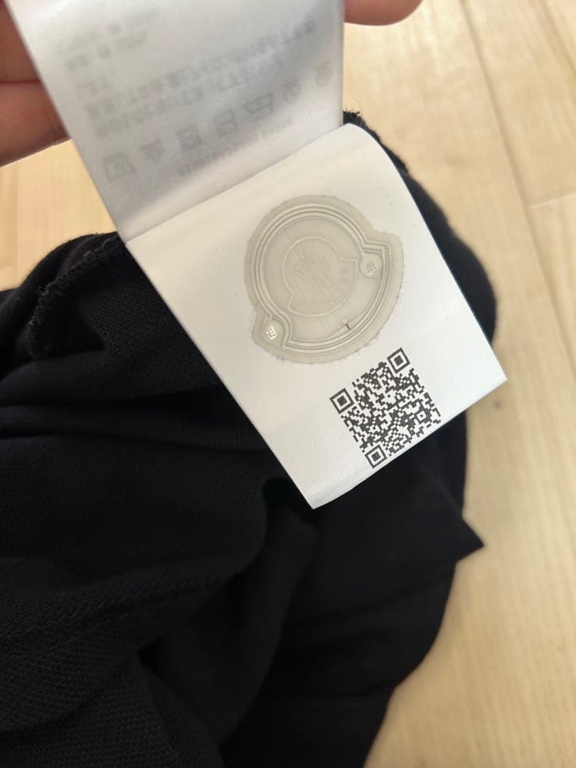 新品未使用★モンクレールポロシャツ