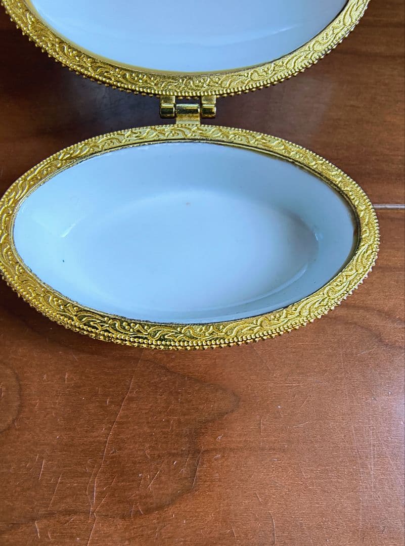 リモージュボックス　ビンテージアンティーク　陶器製花柄小物入れ