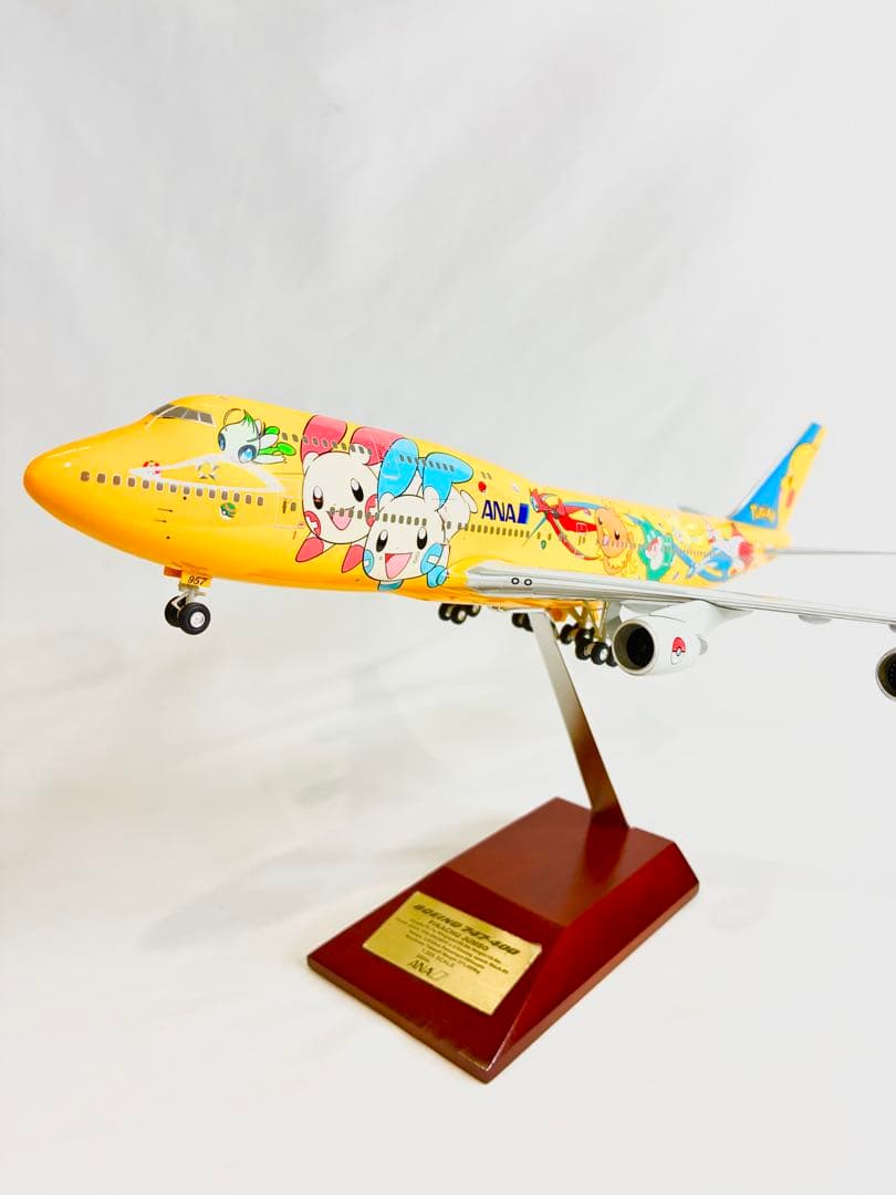全日空商事｜ANA BOEING 747-400　ピカチュウ　ジャンボ