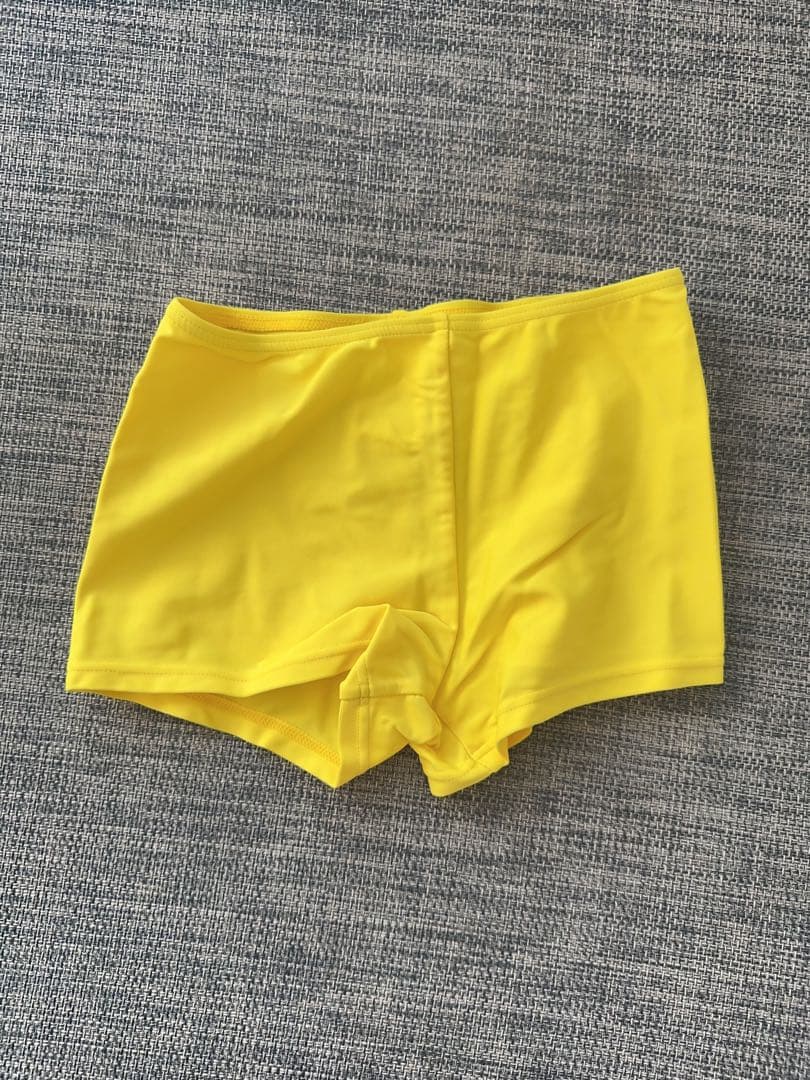 チアダンスJUMPS ほぼ新品Jr,L記名なし　ポンポンx2