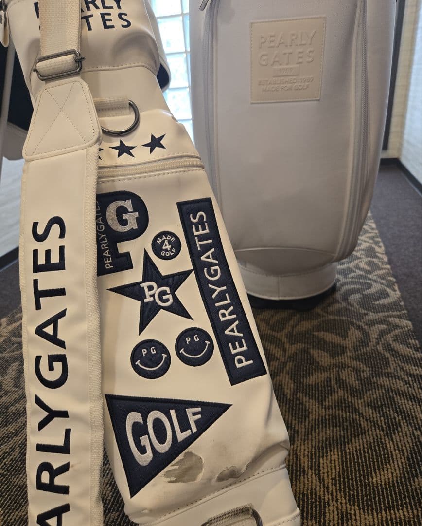 ☆PEARLY GATES　GOLFラウンドセルフスタンドBag☆
