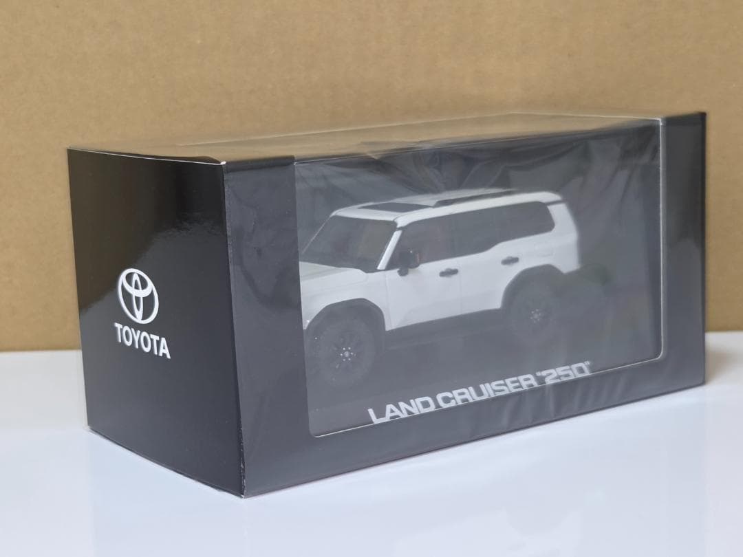 京商 1/43 ランドクルーザー250 ZX 03927PW ミニカー 特販仕様