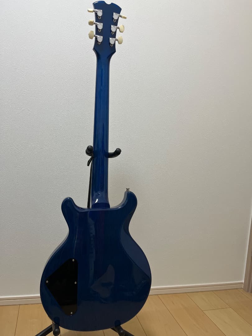 rabbit is コリーナ　2019年製　エレキギター