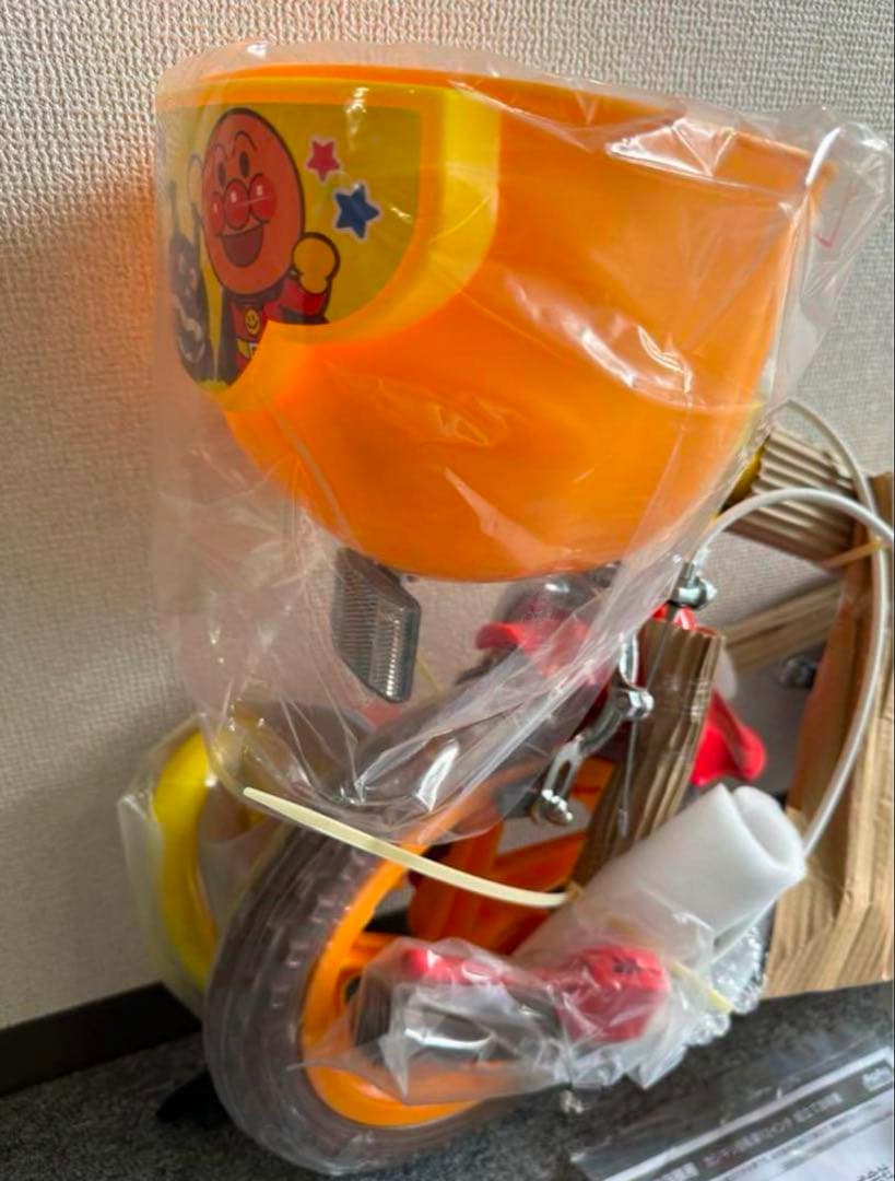 【未使用品】それいけ！アンパンマン12D（幼児用 かじきり 12インチ 自転車）