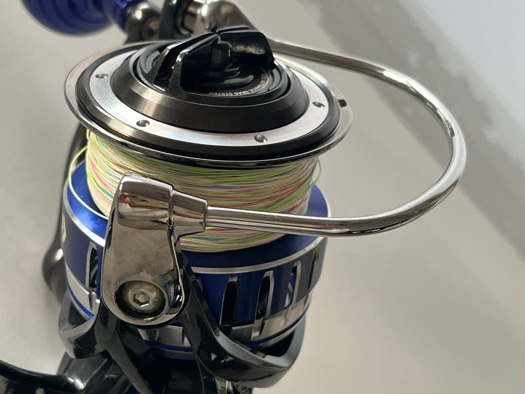 DAIWA SALTIGA 5000H スピニングリール ダイワ　ソルティガ